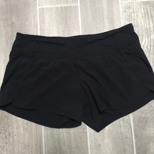 Lululemon Speed up short- Black size 10